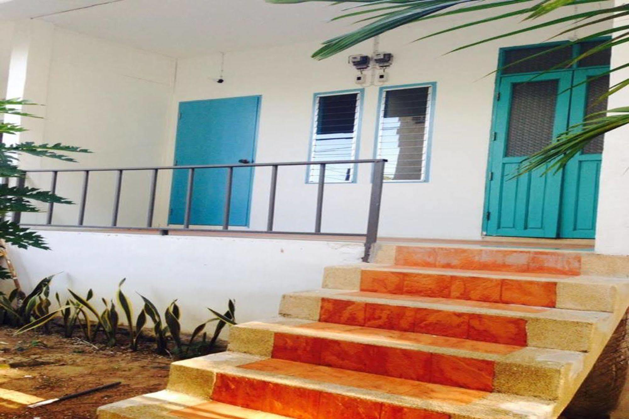 Sleepyowl Hostel Ban Bang Bao  Luaran gambar