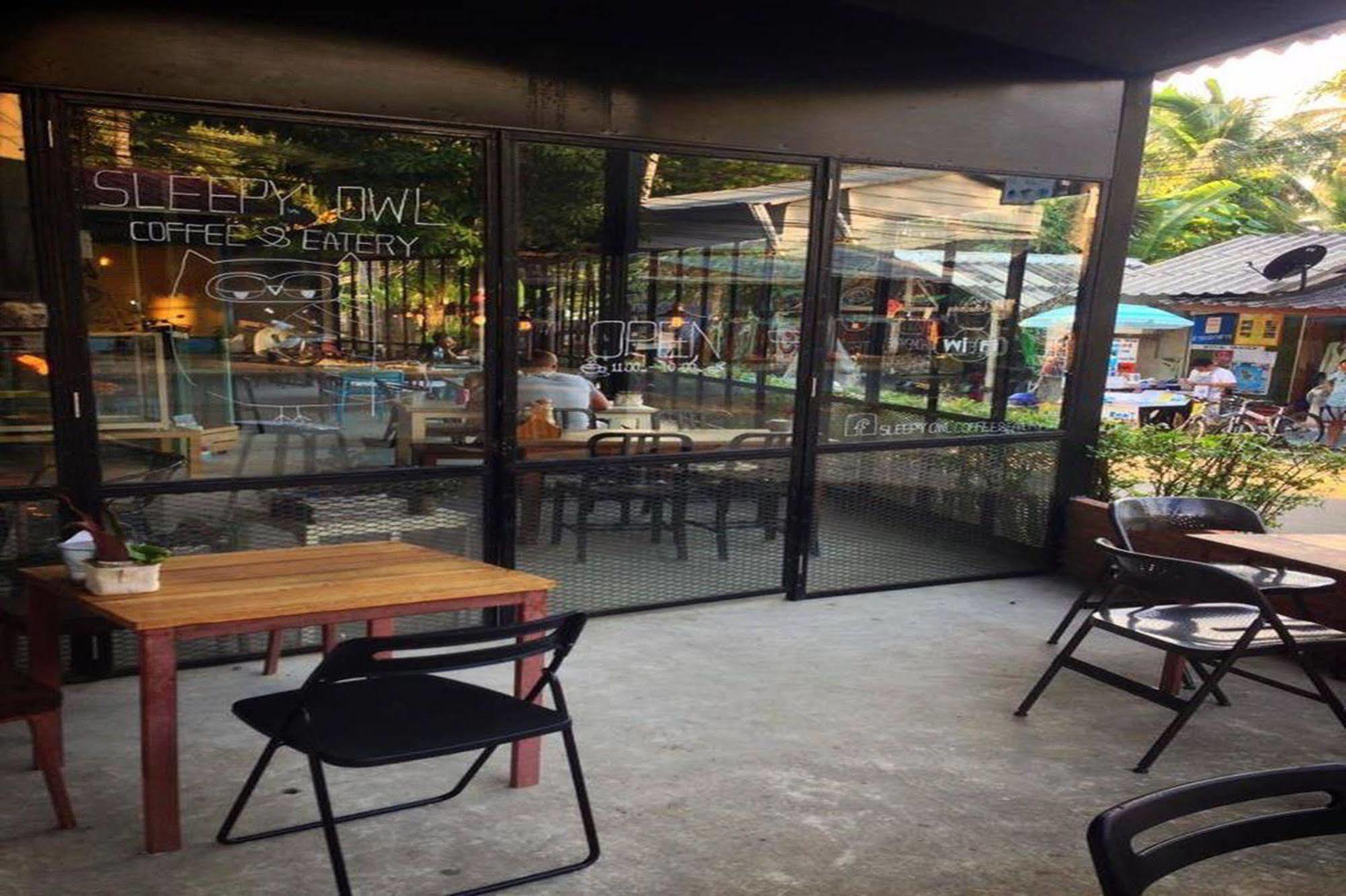 Sleepyowl Hostel Ban Bang Bao  Luaran gambar